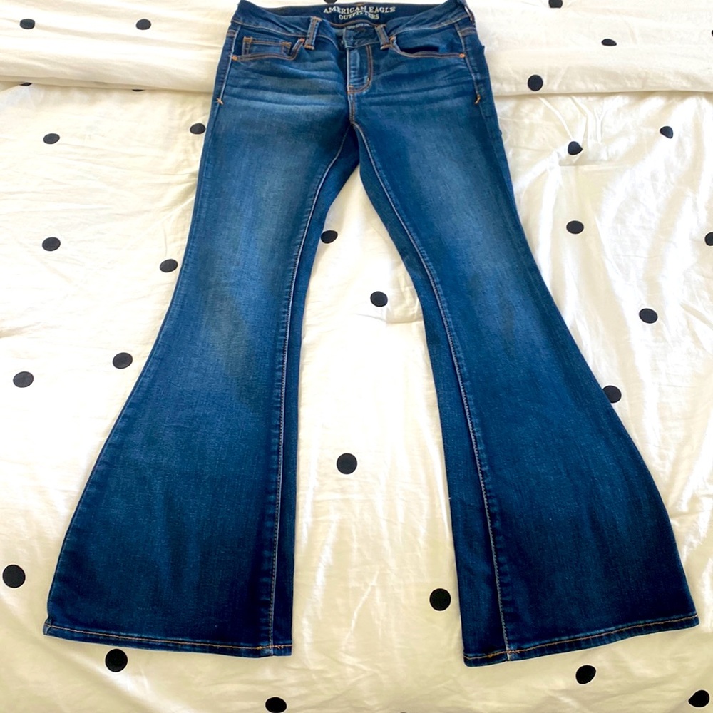 AE-Super flared jeans-Size 4 short